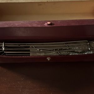 Vintage Travel Hangers from 1900’s. Condition is amazing.